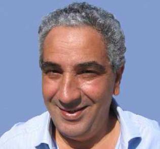 Ali Kabbaj. 52 ans, professeur de biotechnologie, militant associatif, président de l&#39;Association pour le developpement durable des Alpes-Mediterrannée, ... - ali